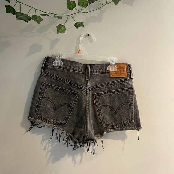 Levi’s jean shorts - Picture 2 of 2